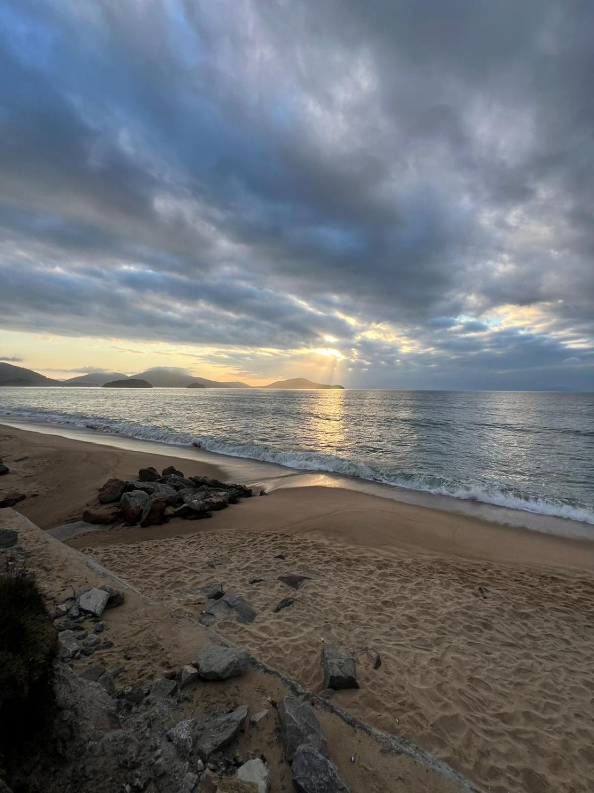 Paraiso Do Alexandre Para 15 Hospedes Caraguatatuba Dış mekan fotoğraf