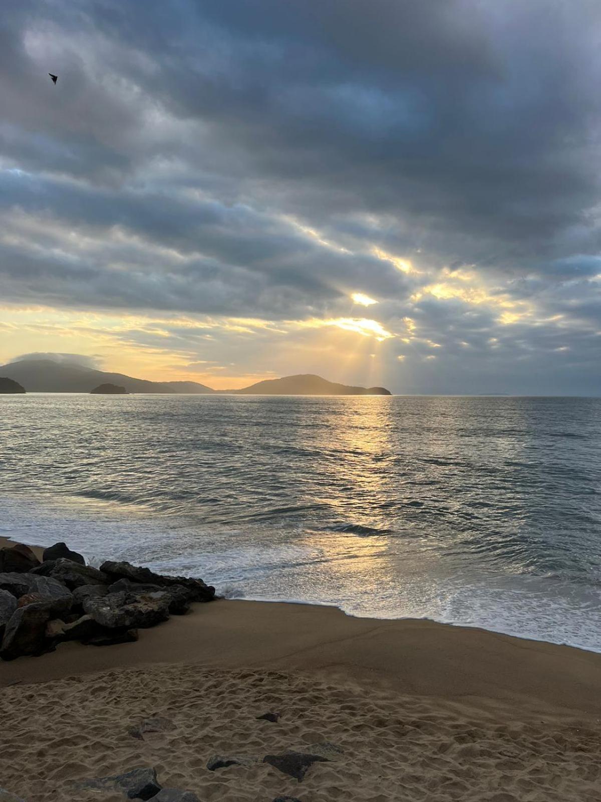 Paraiso Do Alexandre Para 15 Hospedes Caraguatatuba Dış mekan fotoğraf