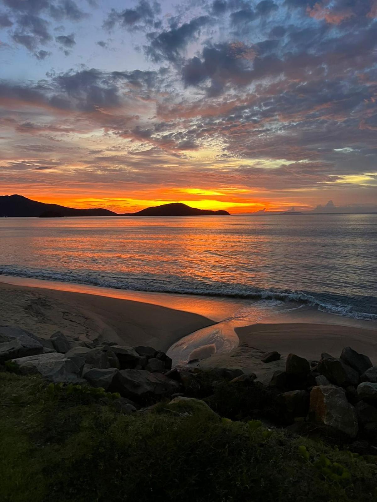 Paraiso Do Alexandre Para 15 Hospedes Caraguatatuba Dış mekan fotoğraf
